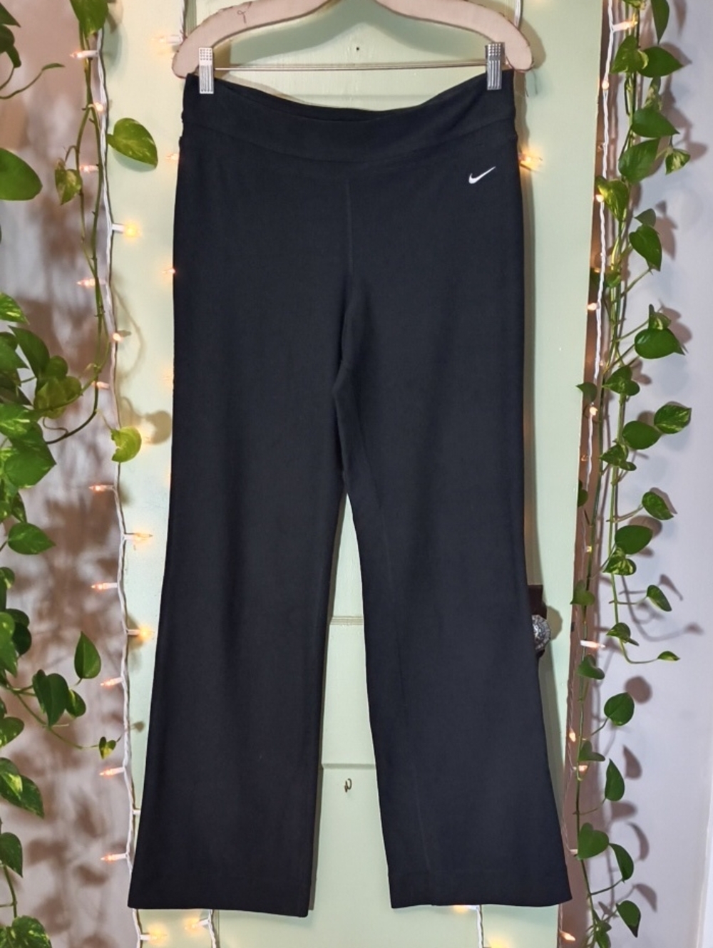 Women's Nike Fit Dry Wide leg Black White Yoga Leisure Pant M 32 Inseam